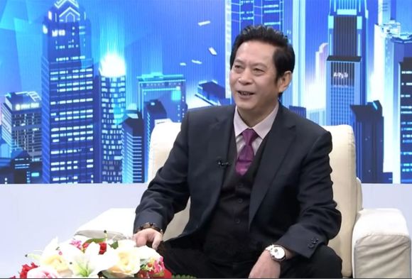 重庆简德道艺术品有限公司董事长庄洪海