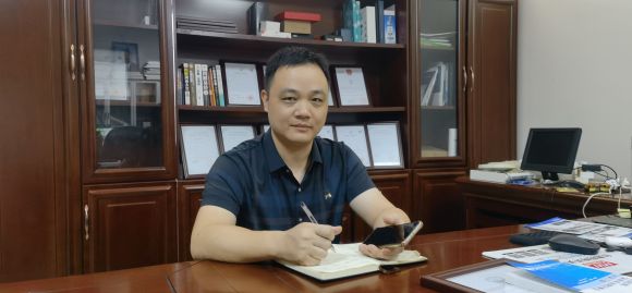 深圳市达泰丰科技有限公司总经理覃洪文
